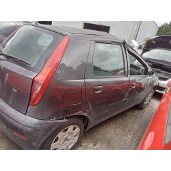 fiat punto berlina (188) del año 2005