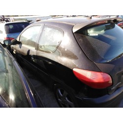peugeot 206 berlina del año 2002