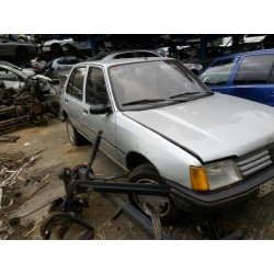 peugeot 205 berlina del año 1988