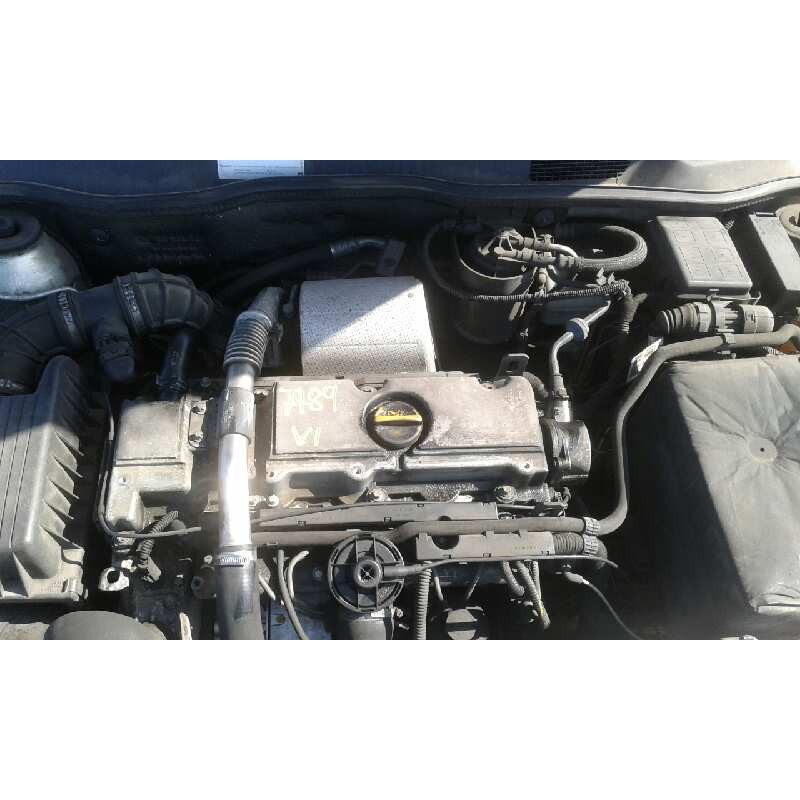 opel astra g berlina del año 1999