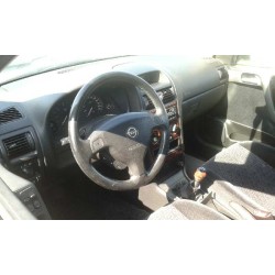 opel astra g berlina del año 1999