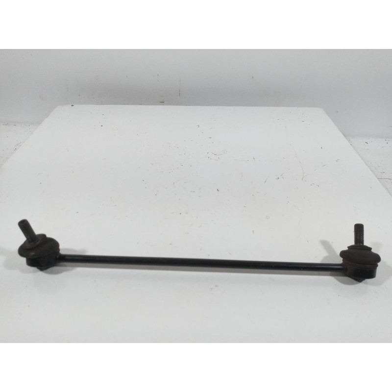 Recambio de tirante delantero derecho para peugeot 206 berlina x-line referencia OEM IAM Recambio de tirante delantero derecho para peugeot 206 berlina x-line referencia OEM IAM