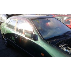 nissan primera berlina (p11) del año 1999