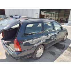 ford focus turnier (cak) del año 2001