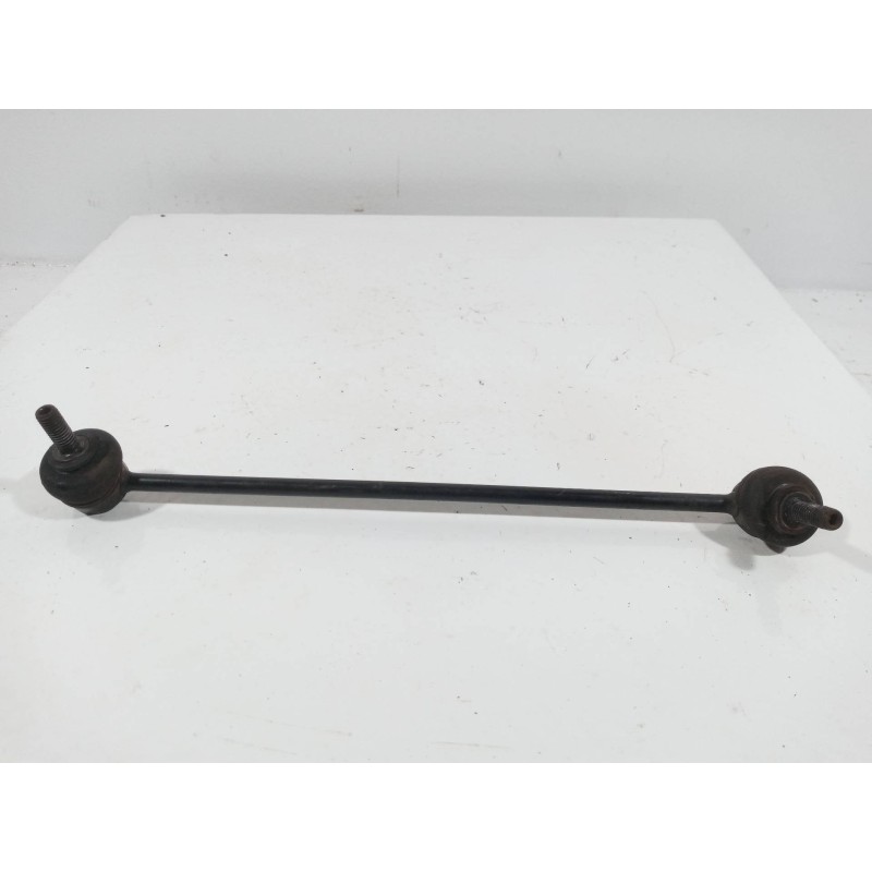 Recambio de tirante delantero izquierdo para peugeot 206 berlina x-line referencia OEM IAM Recambio de tirante delantero izquierdo para peugeot 206 berlina x-line referencia OEM IAM