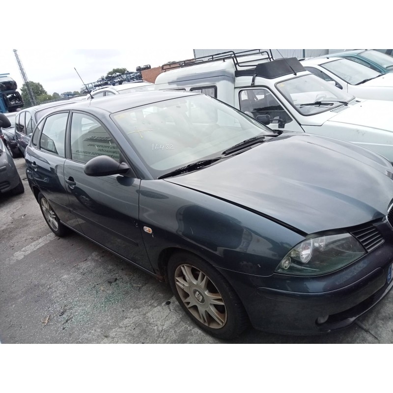 seat ibiza (6l1) del año 2004