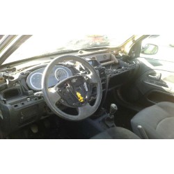 renault clio ii fase ii (b/cb0) del año 2004