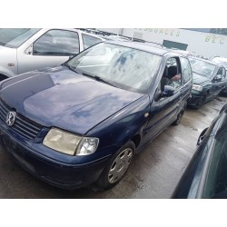 volkswagen polo berlina (6n2) del año 2000