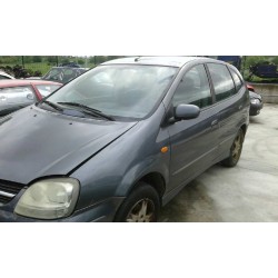 nissan almera tino (v10m) del año 2005