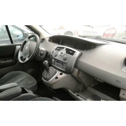 renault scenic ii del año 1950