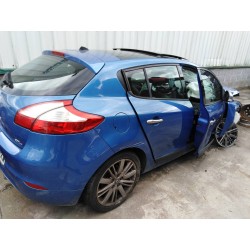 renault megane iii berlina 5 p del año 2010