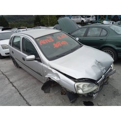 opel corsa c del año 2001