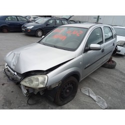opel corsa c del año 2001