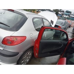peugeot 206 berlina del año 2004