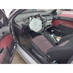 peugeot 206 berlina del año 2004