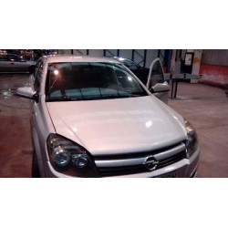 opel astra h berlina del año 2004