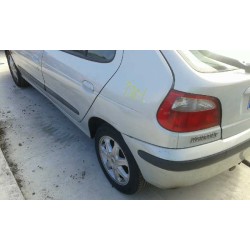 renault megane i fase 2 berlina (ba0) del año 2001