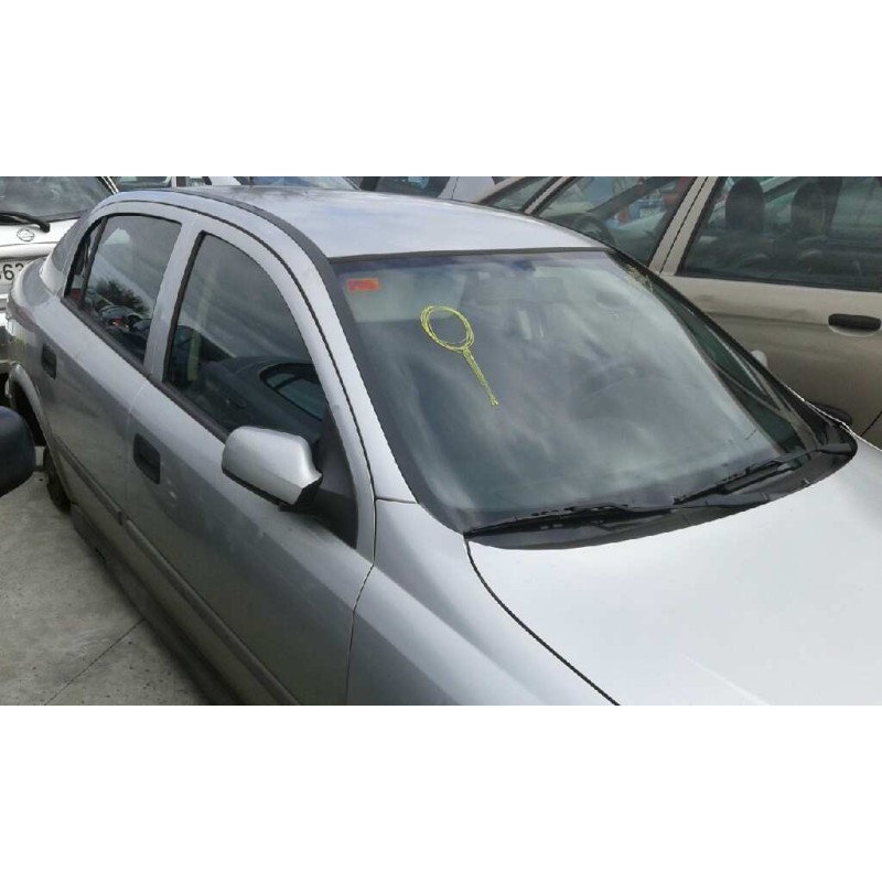 opel astra g berlina del año 1999