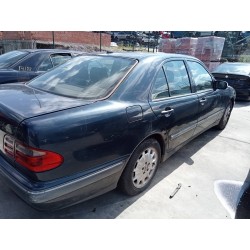 mercedes clase e (w210) berlina diesel del año 2004