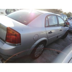 opel vectra c berlina del año 2002