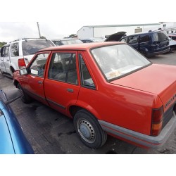 opel corsa a del año 1989