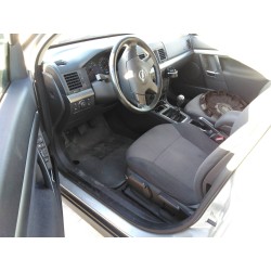 opel vectra c berlina del año 2002