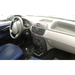 fiat punto berlina (188) del año 2001