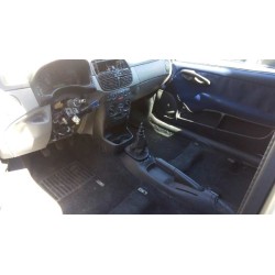fiat punto berlina (188) del año 2001