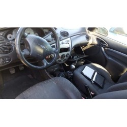 ford focus berlina (cak) del año 2002