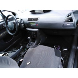 citroen c4 berlina del año 2005