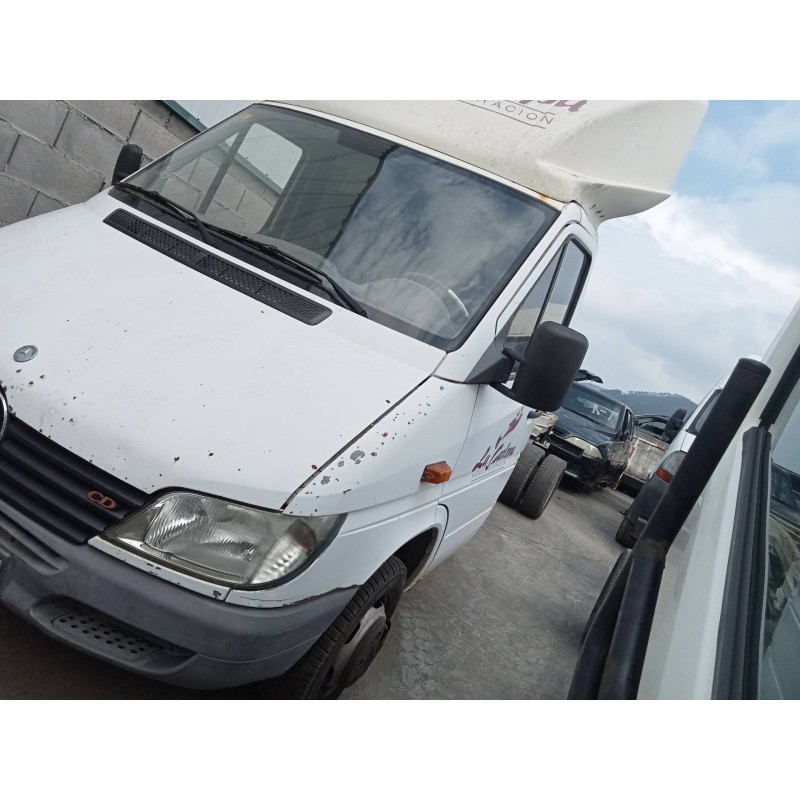 mercedes sprinter 02.00 caja cerrada del año 2002 mercedes sprinter 02.00 caja cerrada del año 2002