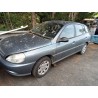 kia rio del año 2001