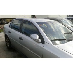 opel vectra c berlina del año 2003