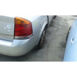 opel vectra c berlina del año 2003