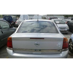 opel vectra c berlina del año 2003