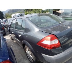 renault megane ii classic berlina del año 2005