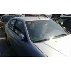 nissan primera berlina (p11) del año 2001