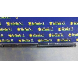 Recambio de amortiguadores maletero/ porton para kia carnival ii 2.9 cdri ex referencia OEM IAM 0K52Y62620A  
