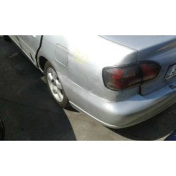 nissan primera berlina (p11) del año 2001