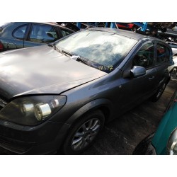 opel astra h berlina del año 2006