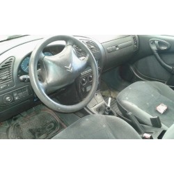 citroen xsara berlina del año 2001
