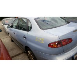 seat cordoba berlina (6l2) del año 2003