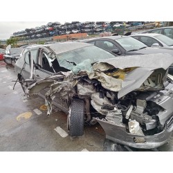 peugeot 407 del año 2007