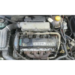opel corsa b del año 1996