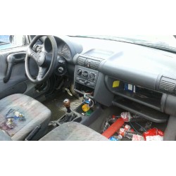 opel corsa b del año 1996