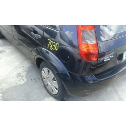 ford fiesta (cbk) del año 2004