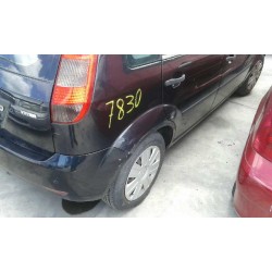 ford fiesta (cbk) del año 2004