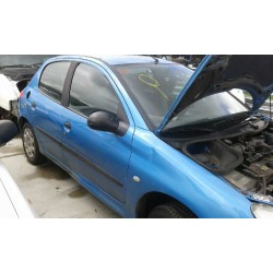peugeot 206 berlina del año 2002