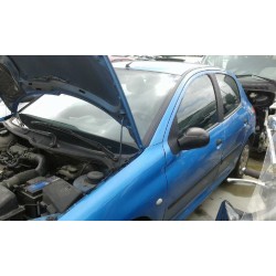 peugeot 206 berlina del año 2002
