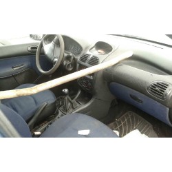 peugeot 206 berlina del año 2002